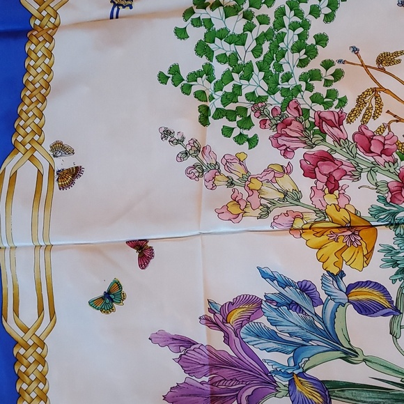 MANTERO silk scark - Picture 6 of 13